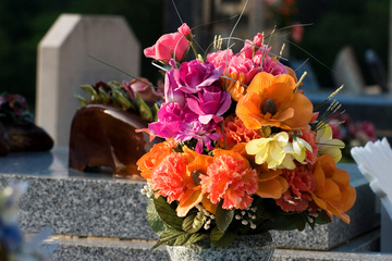 fleurs pour enterrement Tombebœuf